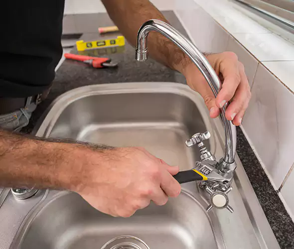 Local Experts for Faucet Repair in Santa Cruz, CA:Schedule Affordable Faucet Repair Services with Us